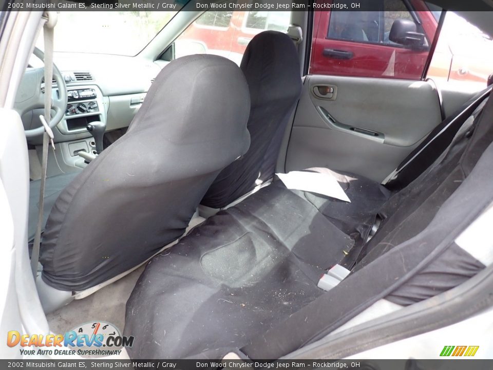 2002 Mitsubishi Galant ES Sterling Silver Metallic / Gray Photo #10