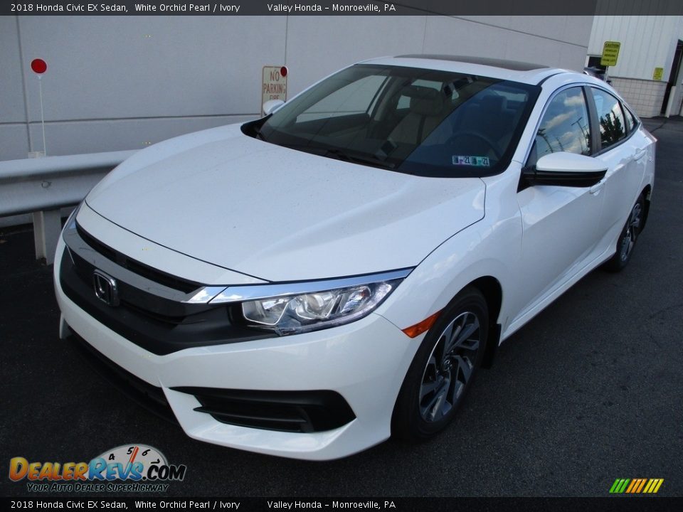 2018 Honda Civic EX Sedan White Orchid Pearl / Ivory Photo #9