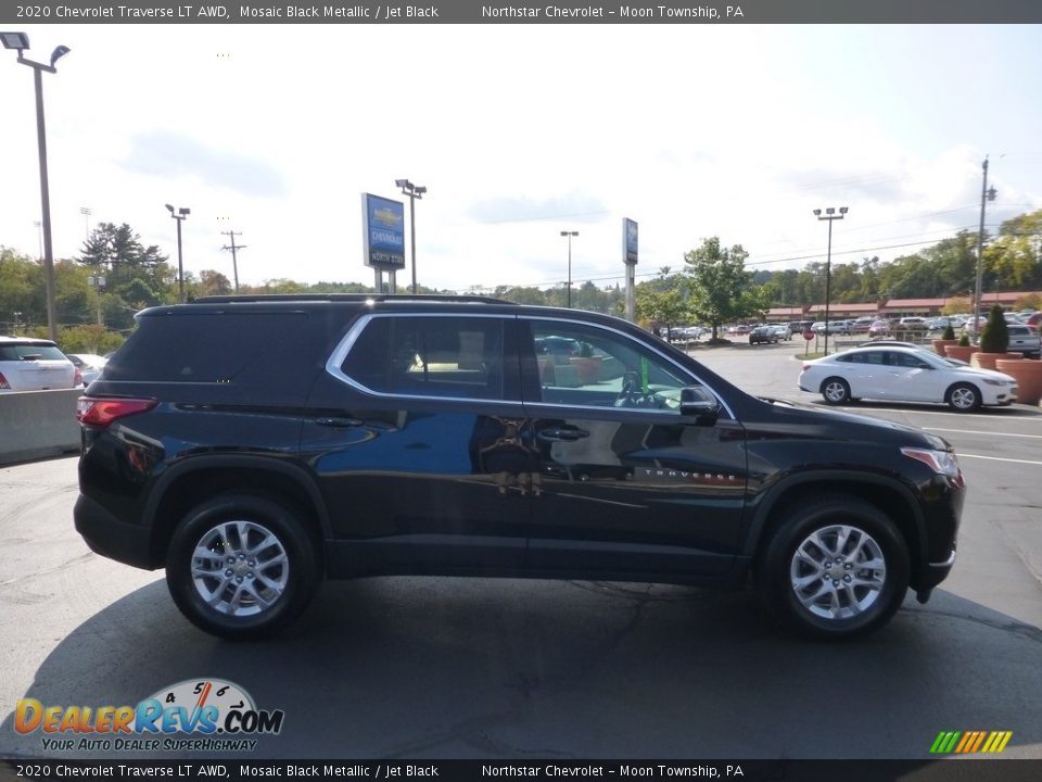 2020 Chevrolet Traverse LT AWD Mosaic Black Metallic / Jet Black Photo #10