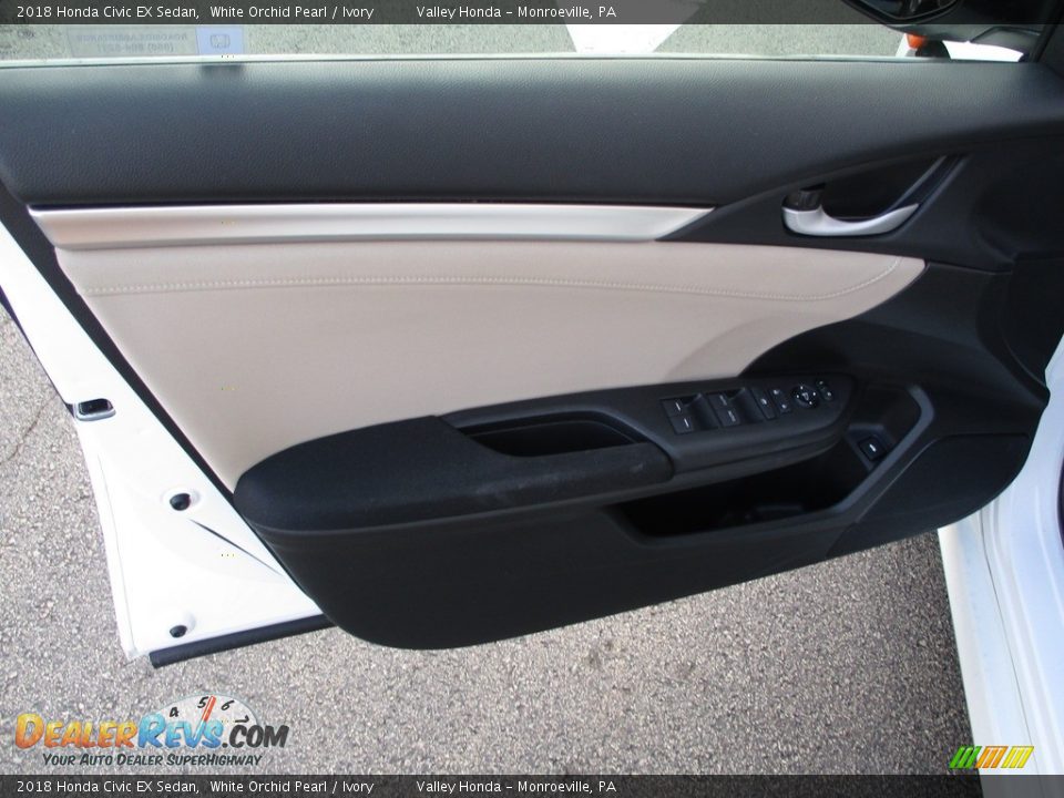 2018 Honda Civic EX Sedan White Orchid Pearl / Ivory Photo #10