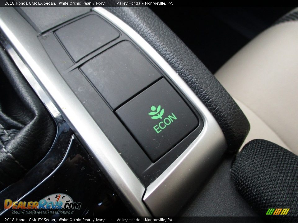 2018 Honda Civic EX Sedan White Orchid Pearl / Ivory Photo #18