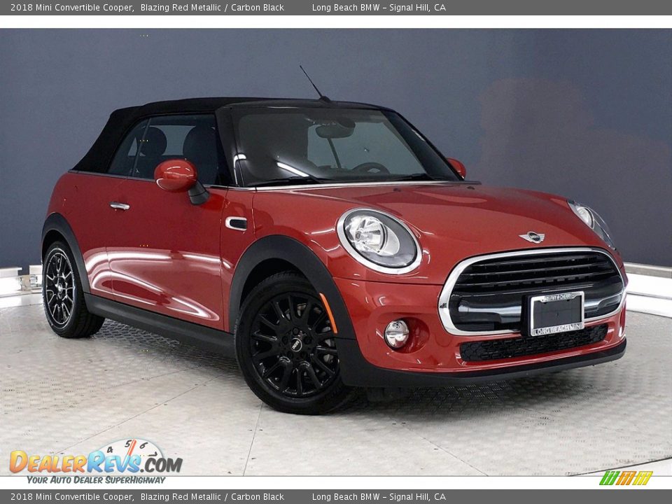 Front 3/4 View of 2018 Mini Convertible Cooper Photo #35
