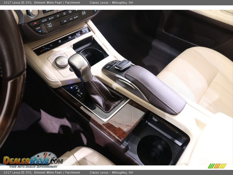2017 Lexus ES 350 Eminent White Pearl / Parchment Photo #16