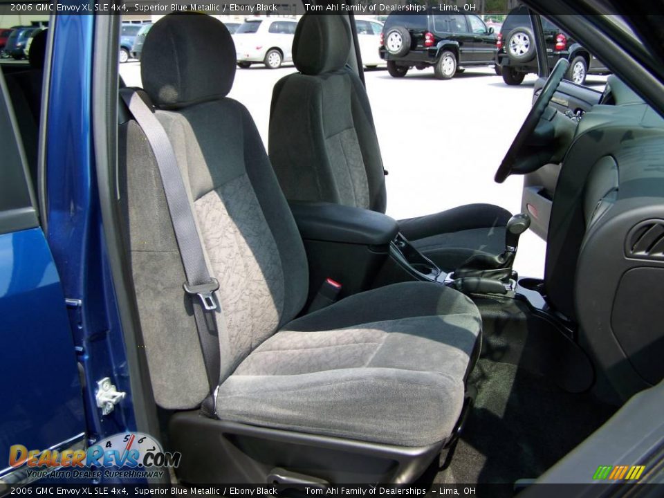 2006 GMC Envoy XL SLE 4x4 Superior Blue Metallic / Ebony Black Photo #13