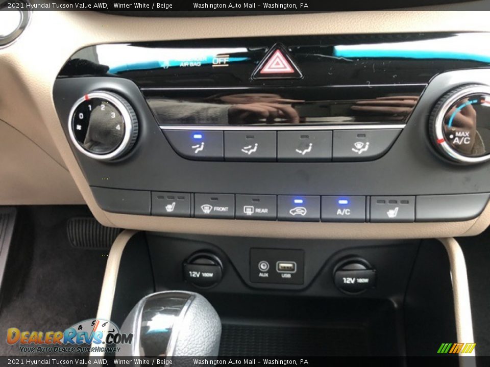 Controls of 2021 Hyundai Tucson Value AWD Photo #17