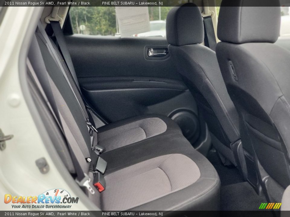 2011 Nissan Rogue SV AWD Pearl White / Black Photo #25