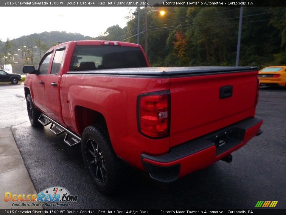 2016 Chevrolet Silverado 1500 WT Double Cab 4x4 Red Hot / Dark Ash/Jet Black Photo #4