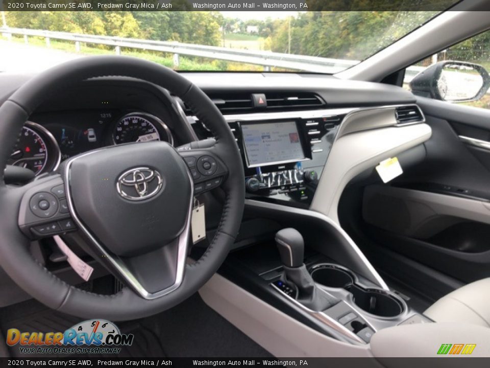 2020 Toyota Camry SE AWD Predawn Gray Mica / Ash Photo #5