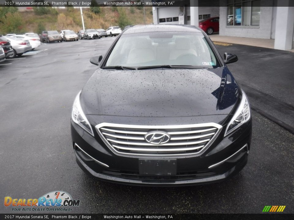 2017 Hyundai Sonata SE Phantom Black / Beige Photo #4