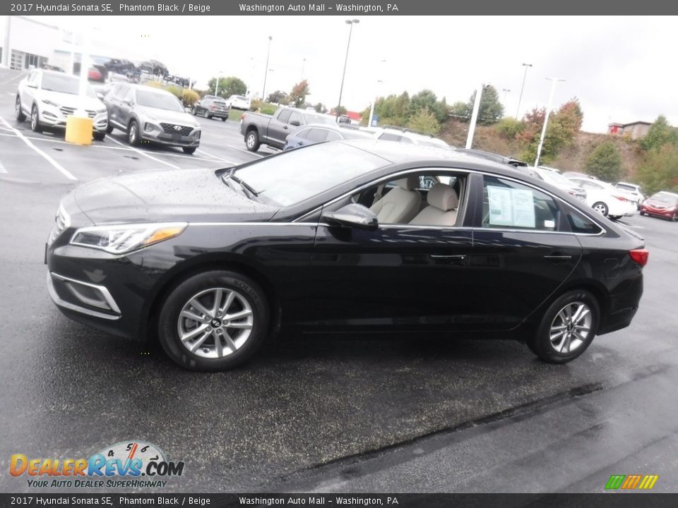 2017 Hyundai Sonata SE Phantom Black / Beige Photo #6