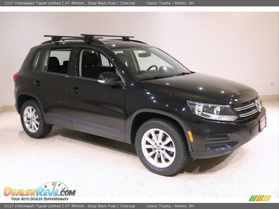 2017 Volkswagen Tiguan Limited 2.0T 4Motion Deep Black Pearl / Charcoal Photo #1