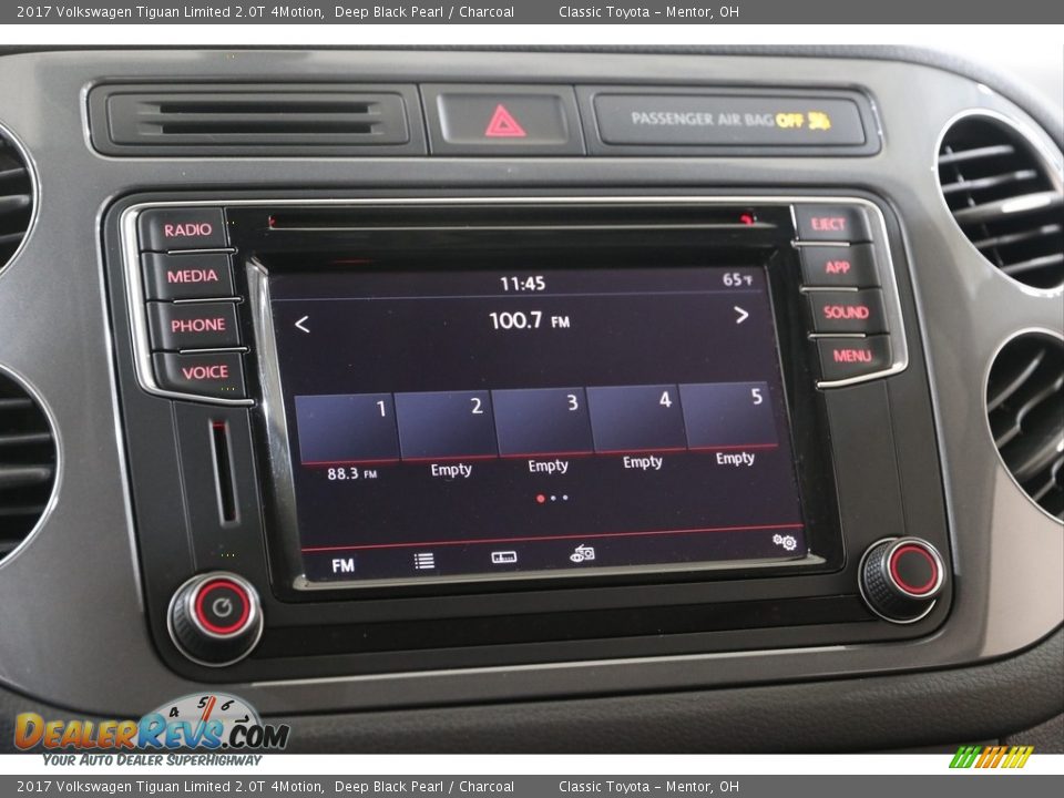 2017 Volkswagen Tiguan Limited 2.0T 4Motion Deep Black Pearl / Charcoal Photo #10