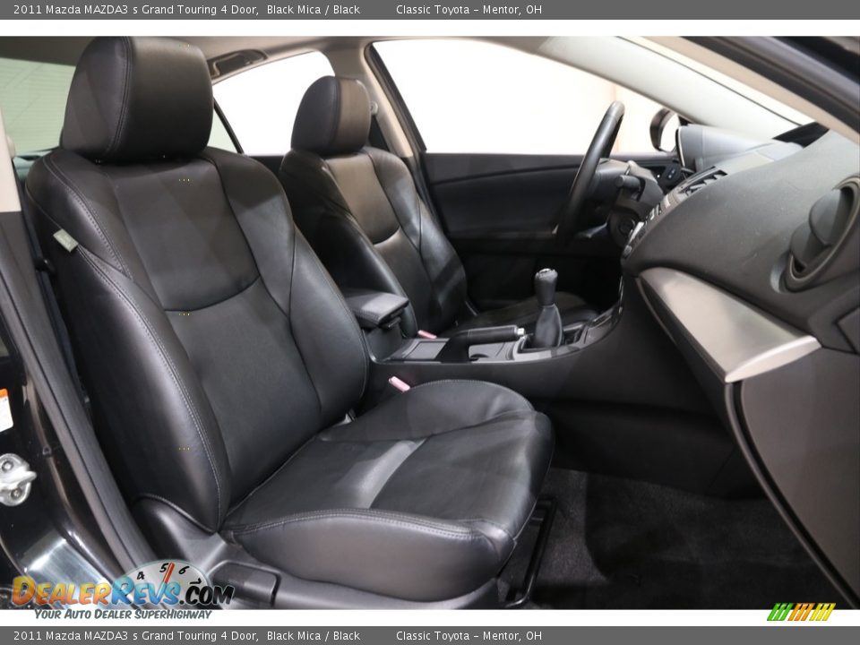 Front Seat of 2011 Mazda MAZDA3 s Grand Touring 4 Door Photo #13