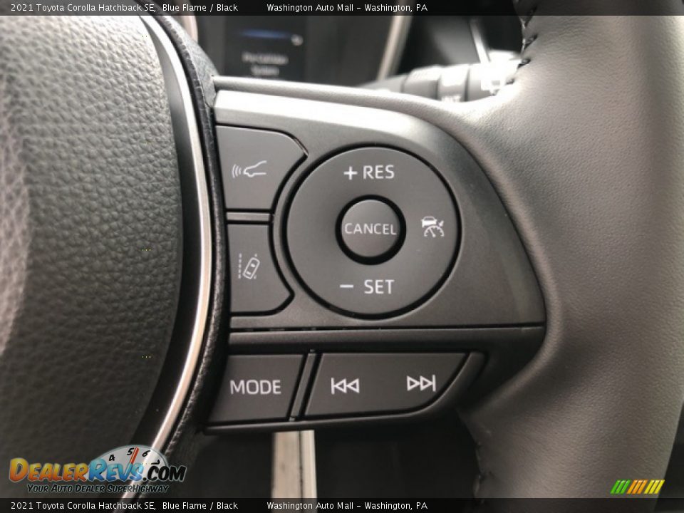 2021 Toyota Corolla Hatchback SE Steering Wheel Photo #17