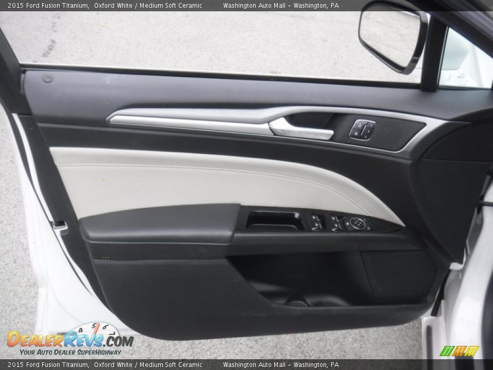 2015 Ford Fusion Titanium Oxford White / Medium Soft Ceramic Photo #13