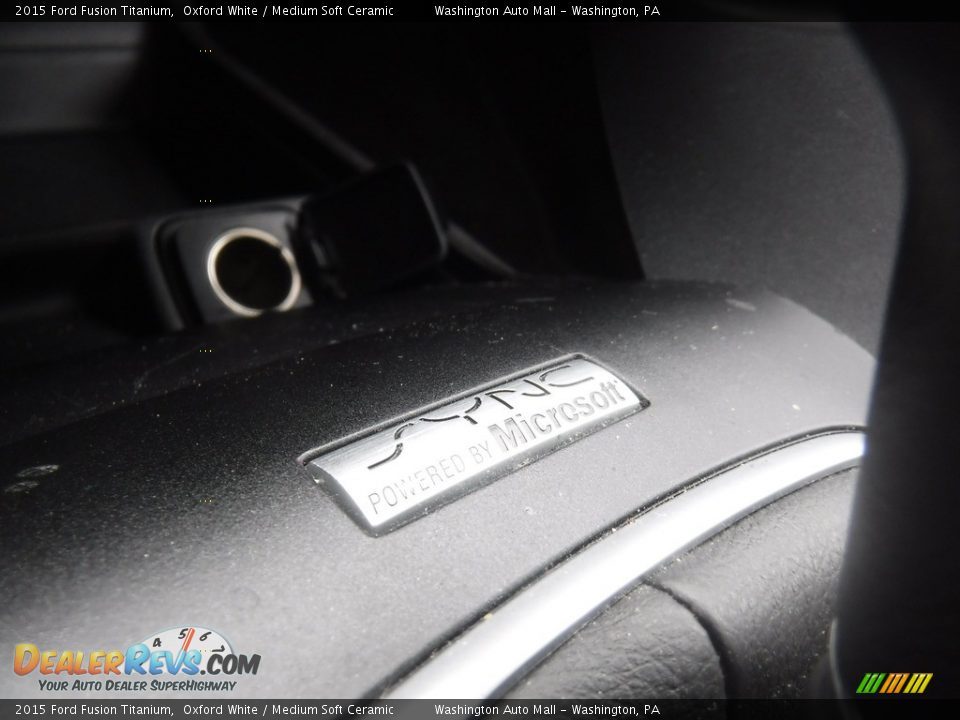 2015 Ford Fusion Titanium Oxford White / Medium Soft Ceramic Photo #22