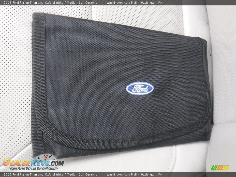 2015 Ford Fusion Titanium Oxford White / Medium Soft Ceramic Photo #25