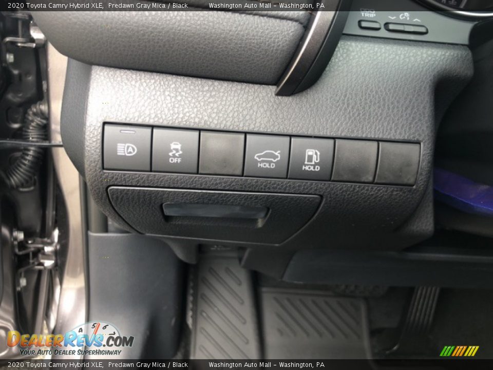 2020 Toyota Camry Hybrid XLE Predawn Gray Mica / Black Photo #10