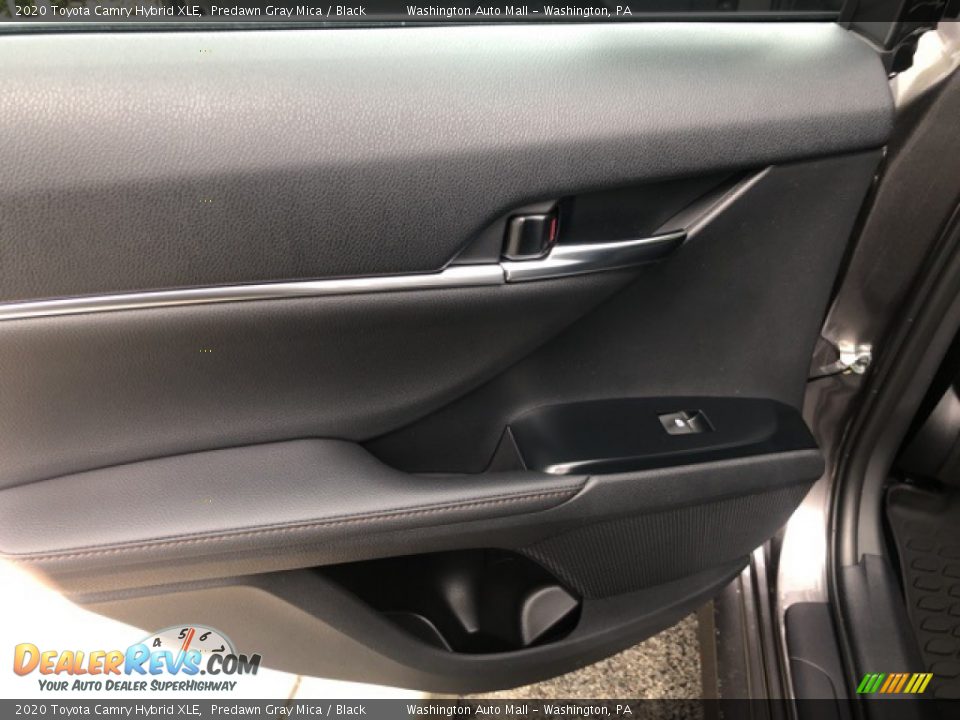2020 Toyota Camry Hybrid XLE Predawn Gray Mica / Black Photo #31