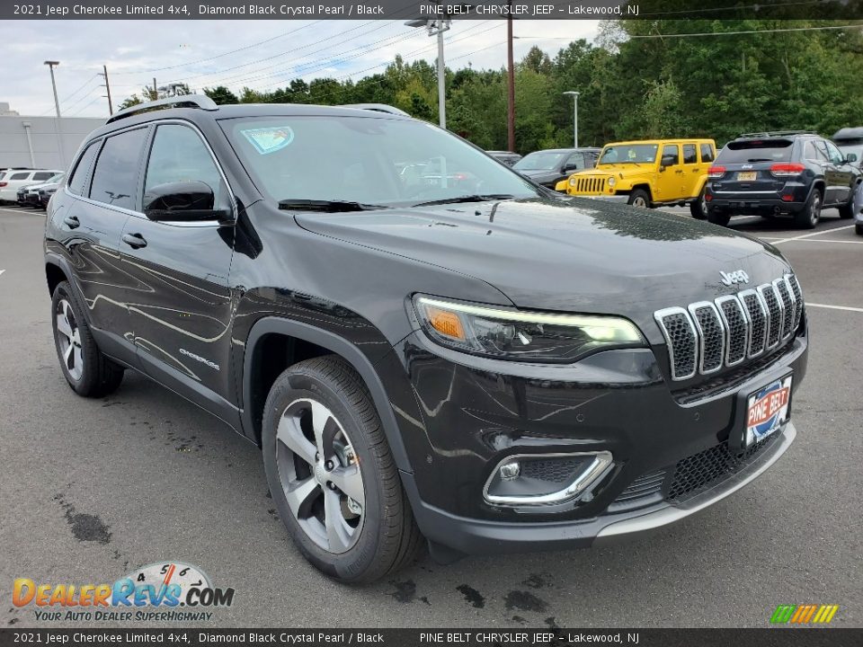 Front 3/4 View of 2021 Jeep Cherokee Limited 4x4 Photo #1