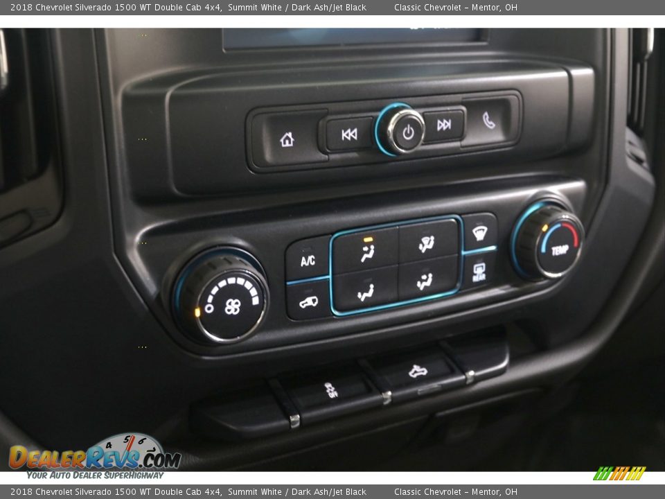Controls of 2018 Chevrolet Silverado 1500 WT Double Cab 4x4 Photo #12