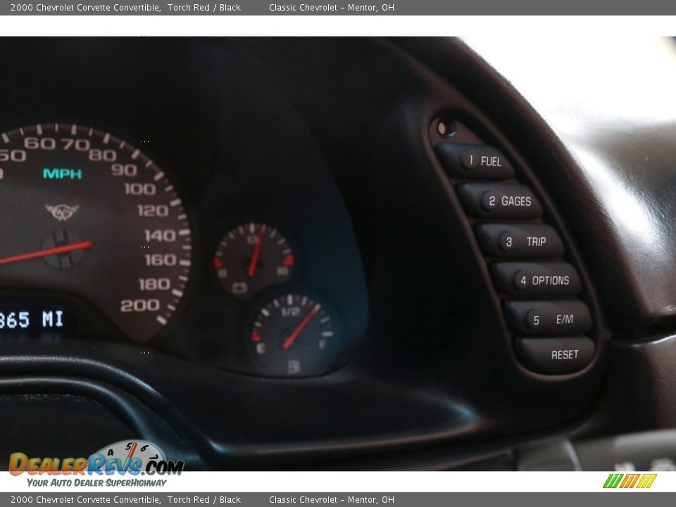Controls of 2000 Chevrolet Corvette Convertible Photo #12