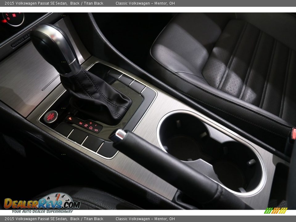 2015 Volkswagen Passat SE Sedan Shifter Photo #13