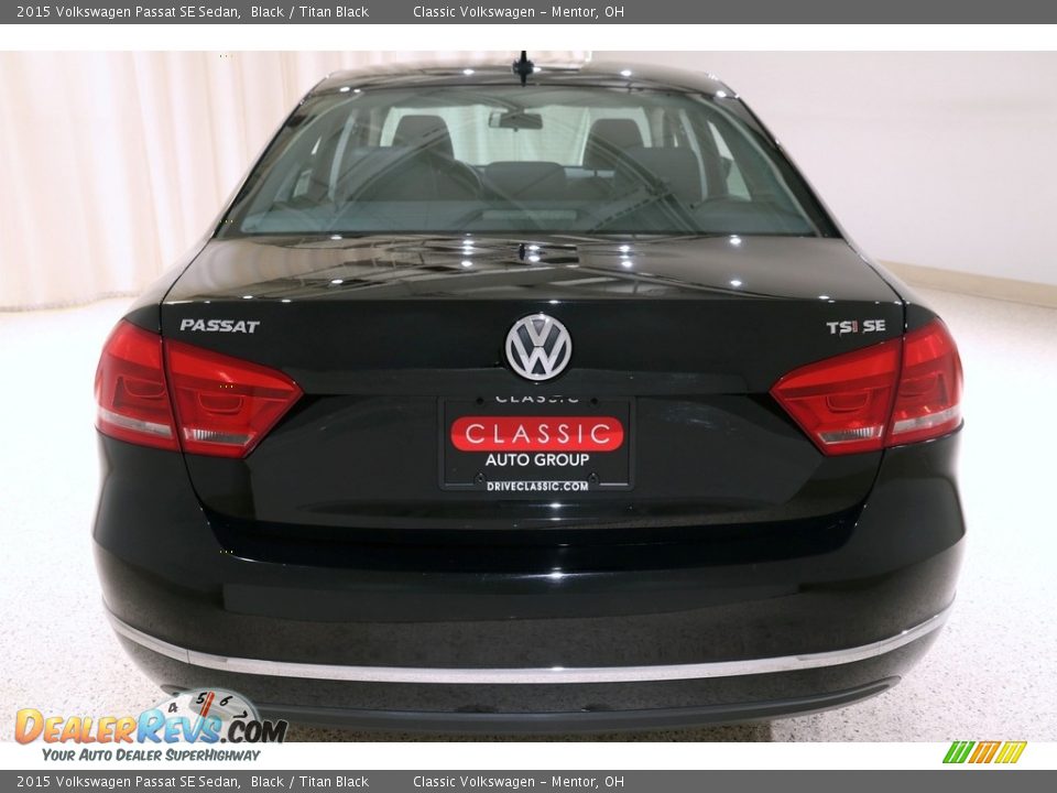 2015 Volkswagen Passat SE Sedan Black / Titan Black Photo #17