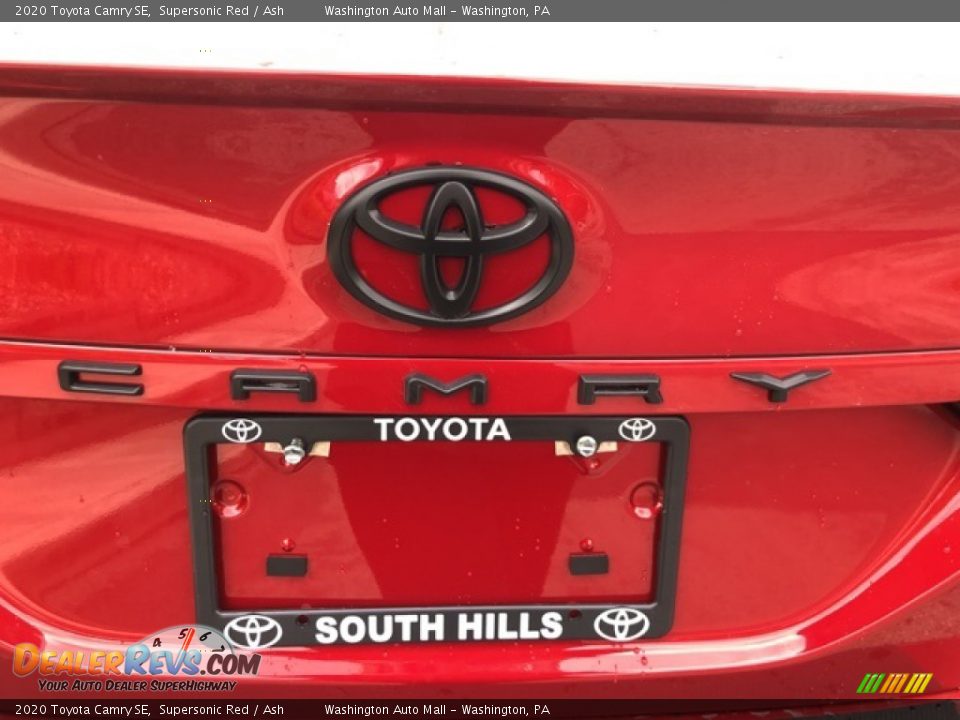 2020 Toyota Camry SE Supersonic Red / Ash Photo #34