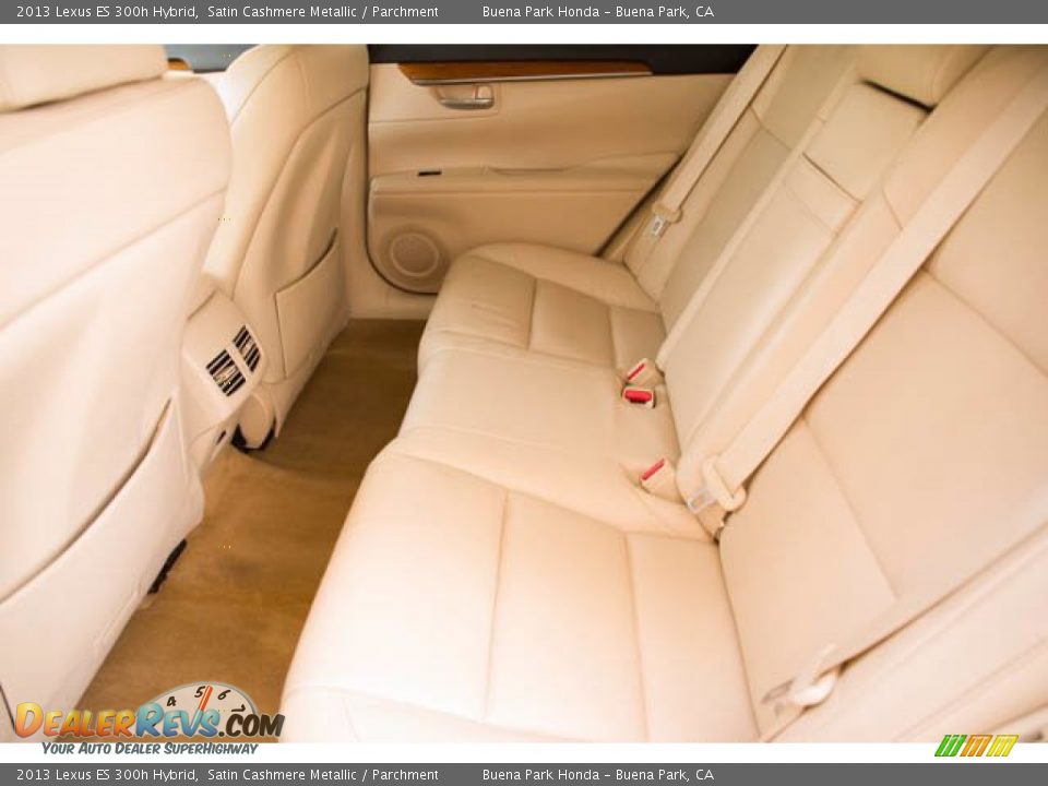 2013 Lexus ES 300h Hybrid Satin Cashmere Metallic / Parchment Photo #4