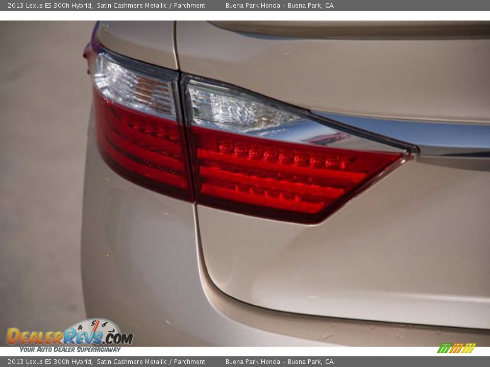 2013 Lexus ES 300h Hybrid Satin Cashmere Metallic / Parchment Photo #10