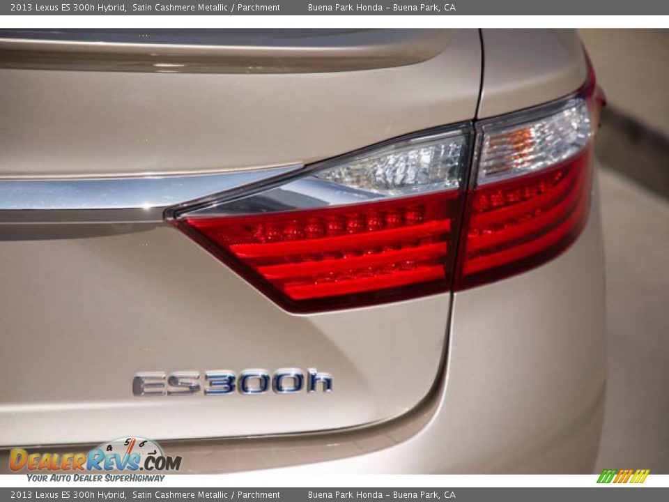 2013 Lexus ES 300h Hybrid Satin Cashmere Metallic / Parchment Photo #11