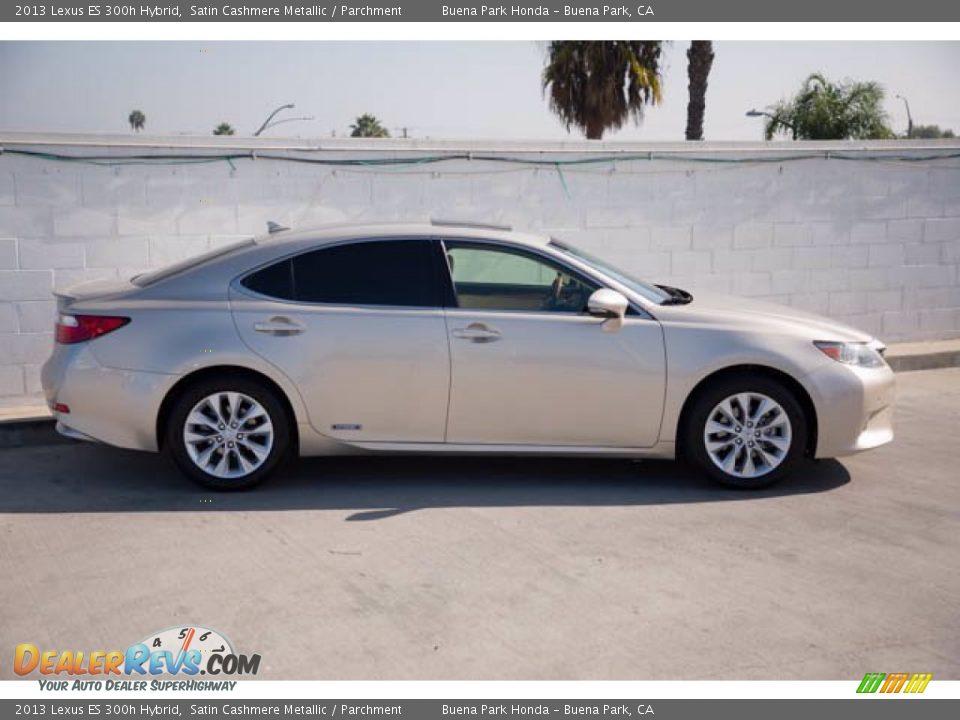 2013 Lexus ES 300h Hybrid Satin Cashmere Metallic / Parchment Photo #12