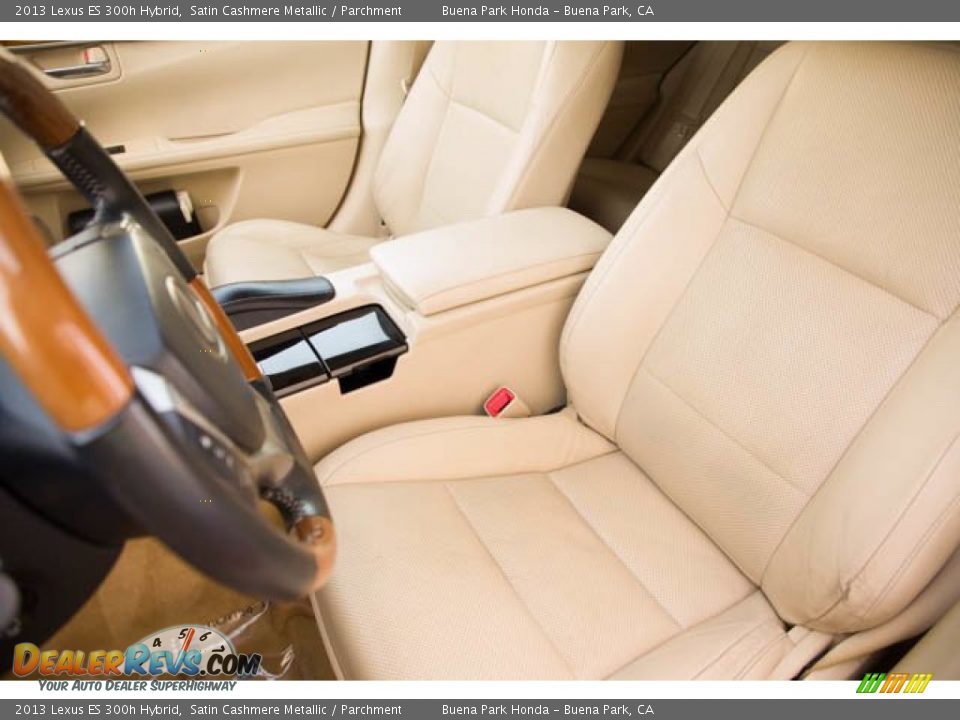 2013 Lexus ES 300h Hybrid Satin Cashmere Metallic / Parchment Photo #17