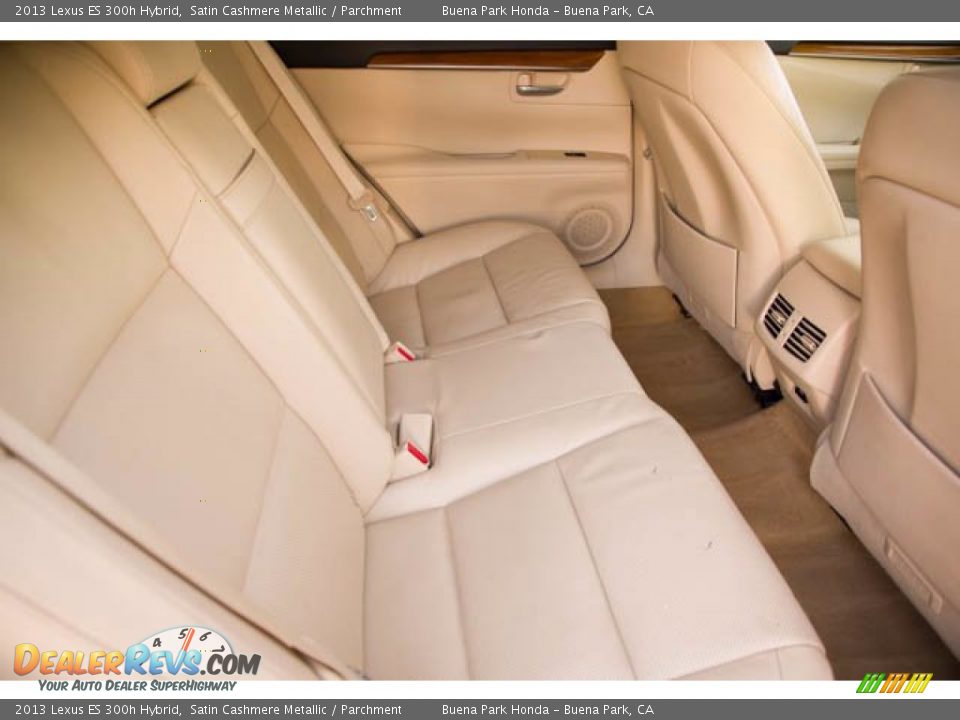 2013 Lexus ES 300h Hybrid Satin Cashmere Metallic / Parchment Photo #21