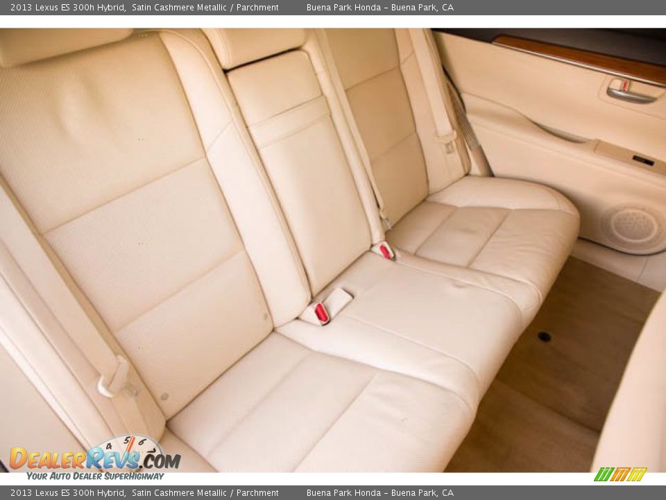 2013 Lexus ES 300h Hybrid Satin Cashmere Metallic / Parchment Photo #22