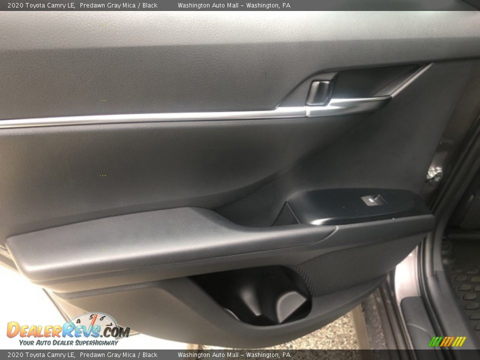 2020 Toyota Camry LE Predawn Gray Mica / Black Photo #30