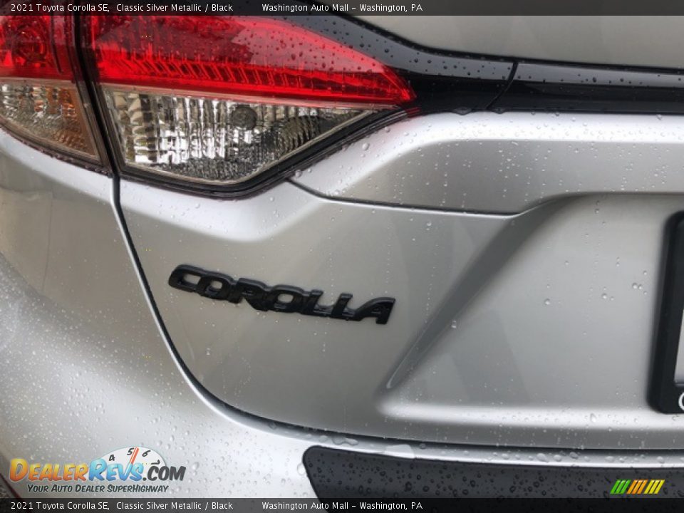 2021 Toyota Corolla SE Classic Silver Metallic / Black Photo #34