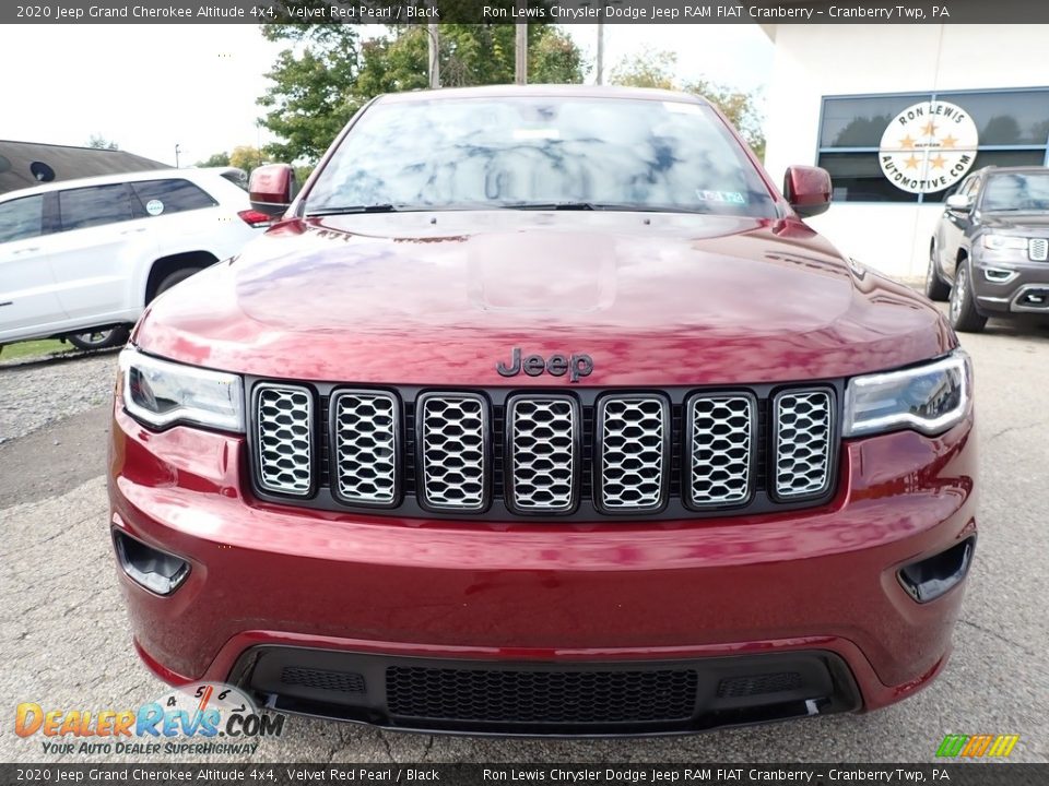 2020 Jeep Grand Cherokee Altitude 4x4 Velvet Red Pearl / Black Photo #2