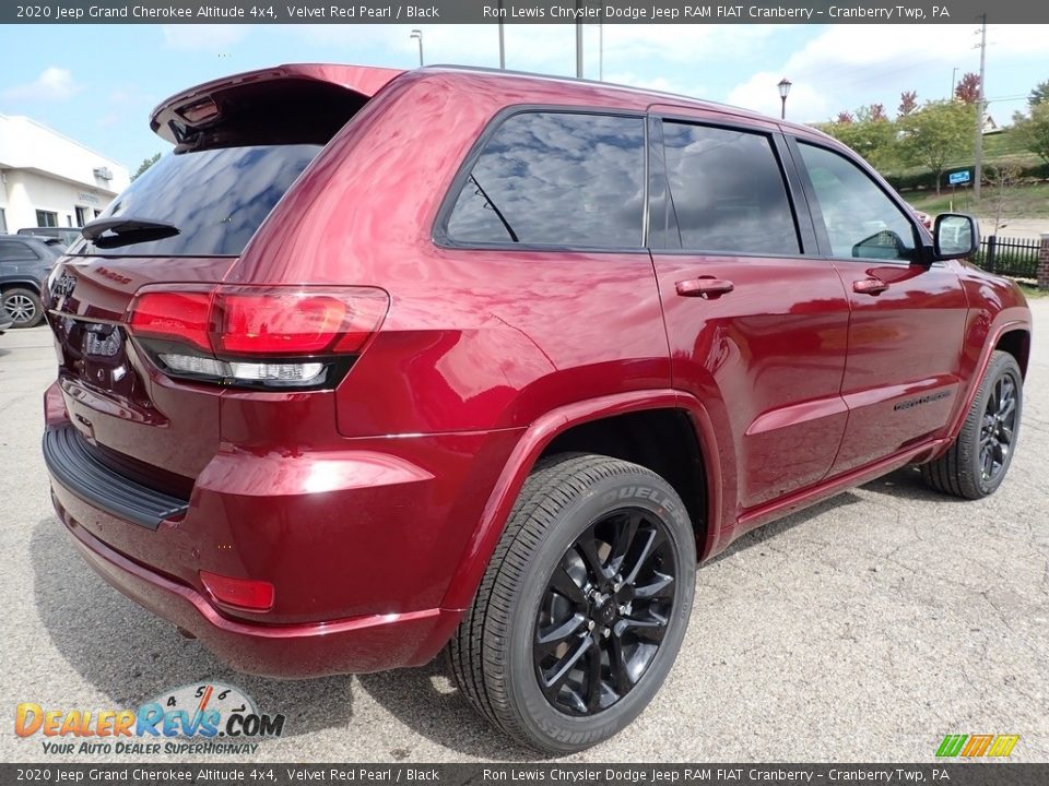 2020 Jeep Grand Cherokee Altitude 4x4 Velvet Red Pearl / Black Photo #5