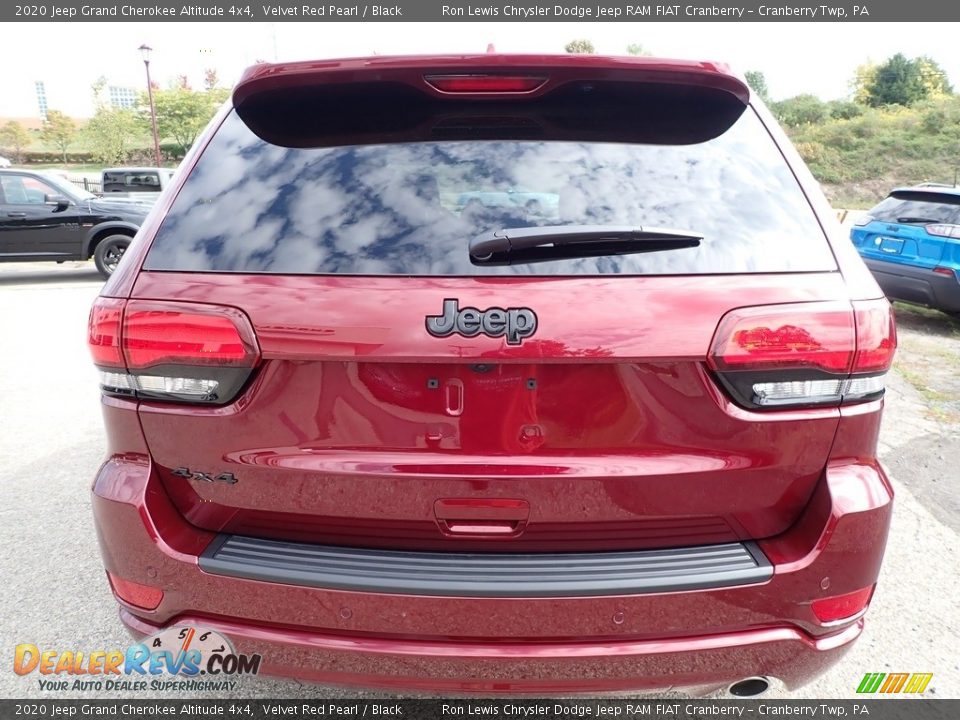 2020 Jeep Grand Cherokee Altitude 4x4 Velvet Red Pearl / Black Photo #6