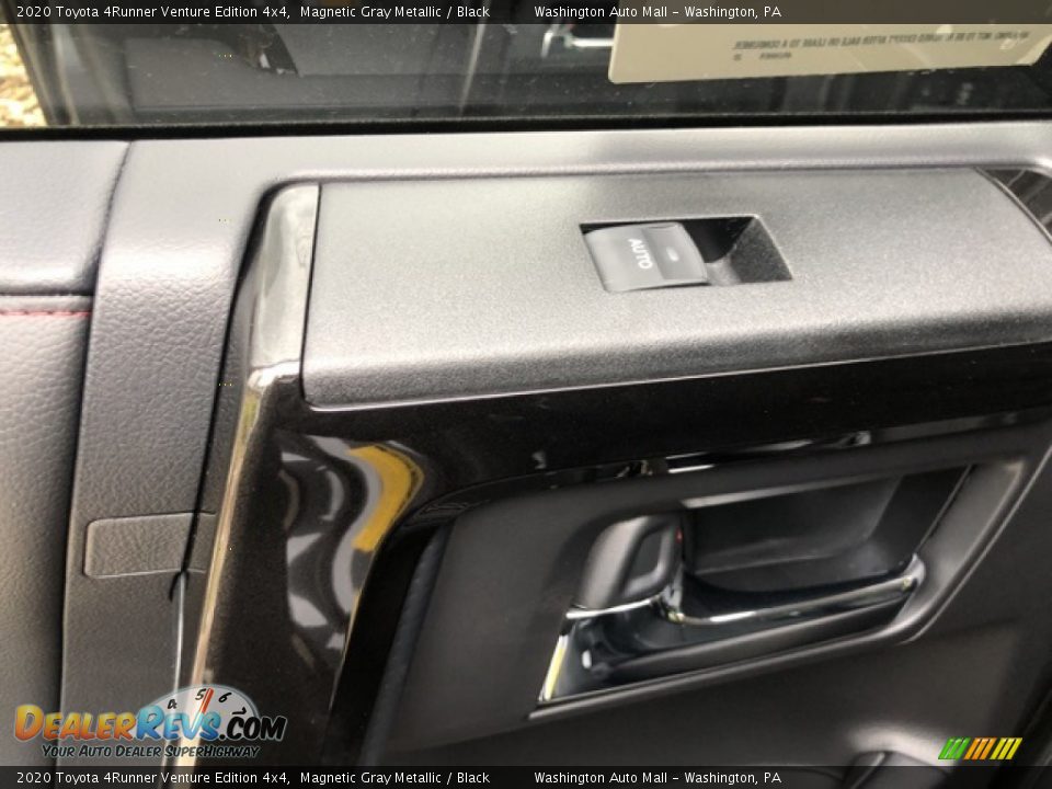 2020 Toyota 4Runner Venture Edition 4x4 Magnetic Gray Metallic / Black Photo #32