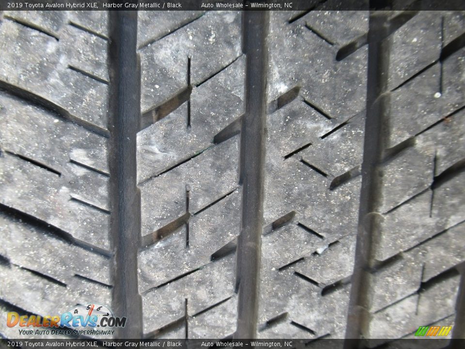 2019 Toyota Avalon Hybrid XLE Harbor Gray Metallic / Black Photo #9