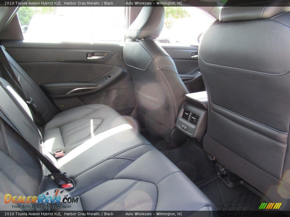 2019 Toyota Avalon Hybrid XLE Harbor Gray Metallic / Black Photo #13