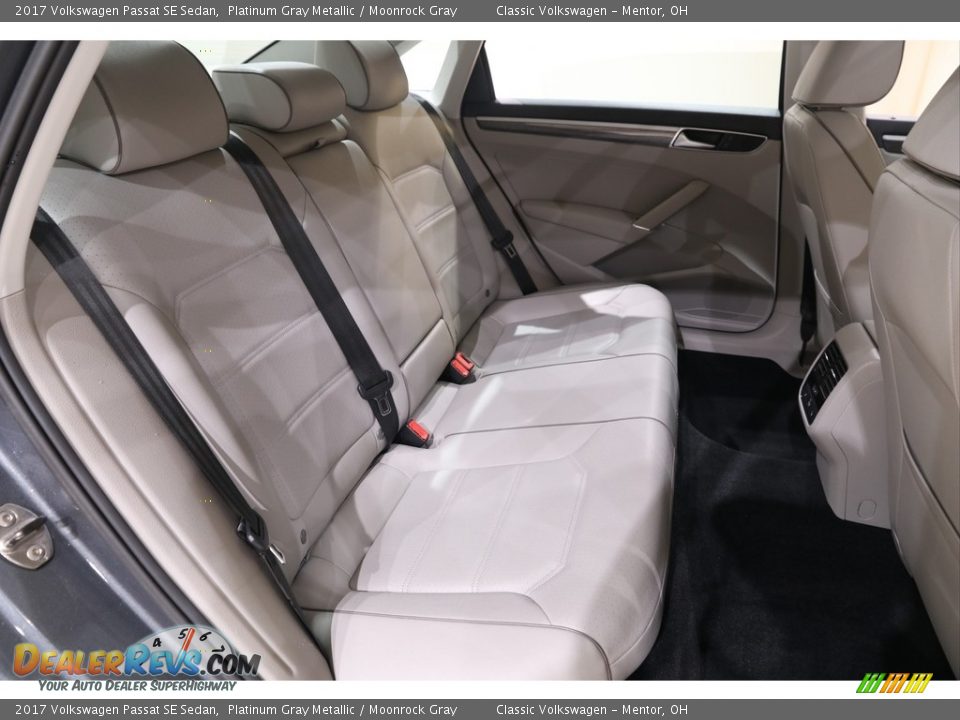 Rear Seat of 2017 Volkswagen Passat SE Sedan Photo #19