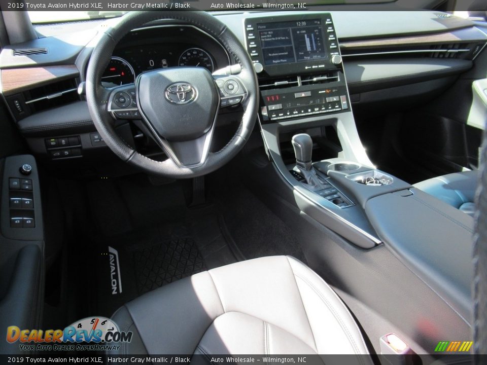 2019 Toyota Avalon Hybrid XLE Harbor Gray Metallic / Black Photo #15