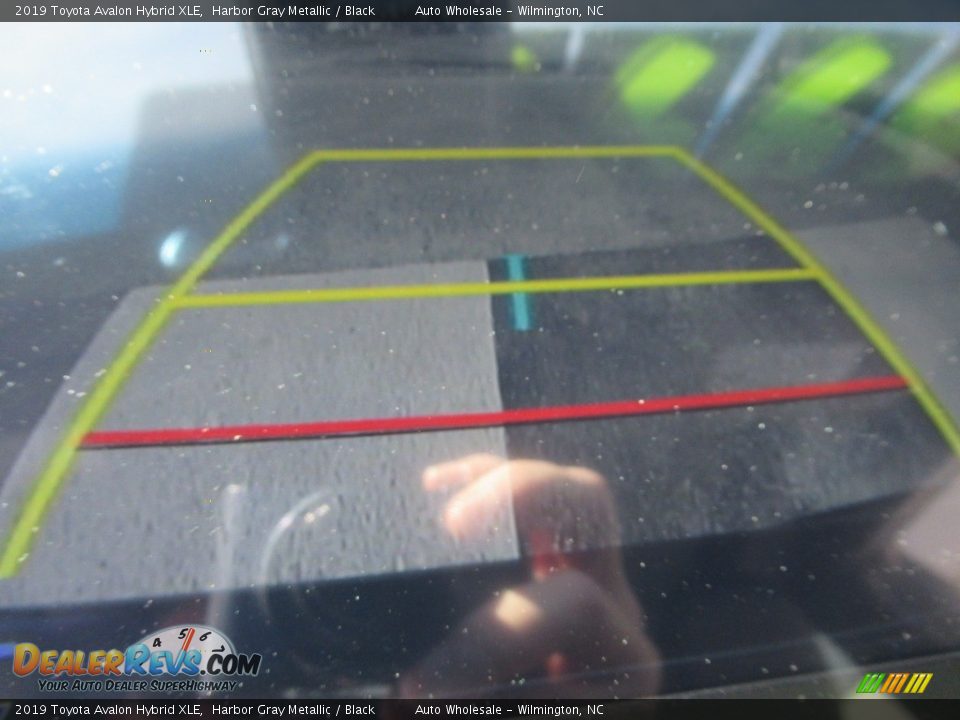 2019 Toyota Avalon Hybrid XLE Harbor Gray Metallic / Black Photo #18