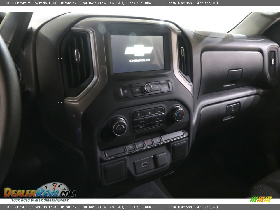 2019 Chevrolet Silverado 1500 Custom Z71 Trail Boss Crew Cab 4WD Black / Jet Black Photo #12