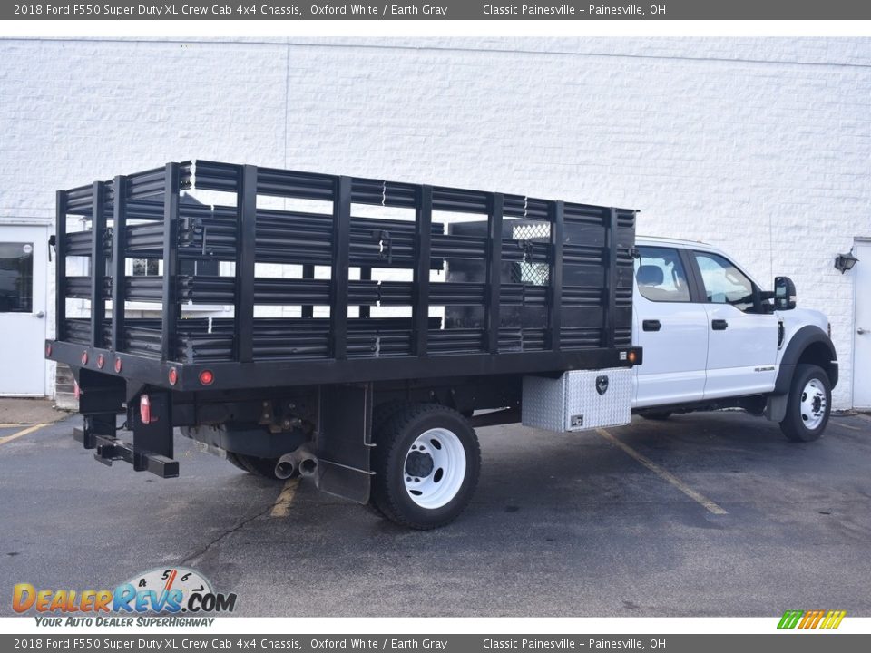 2018 Ford F550 Super Duty XL Crew Cab 4x4 Chassis Oxford White / Earth Gray Photo #2