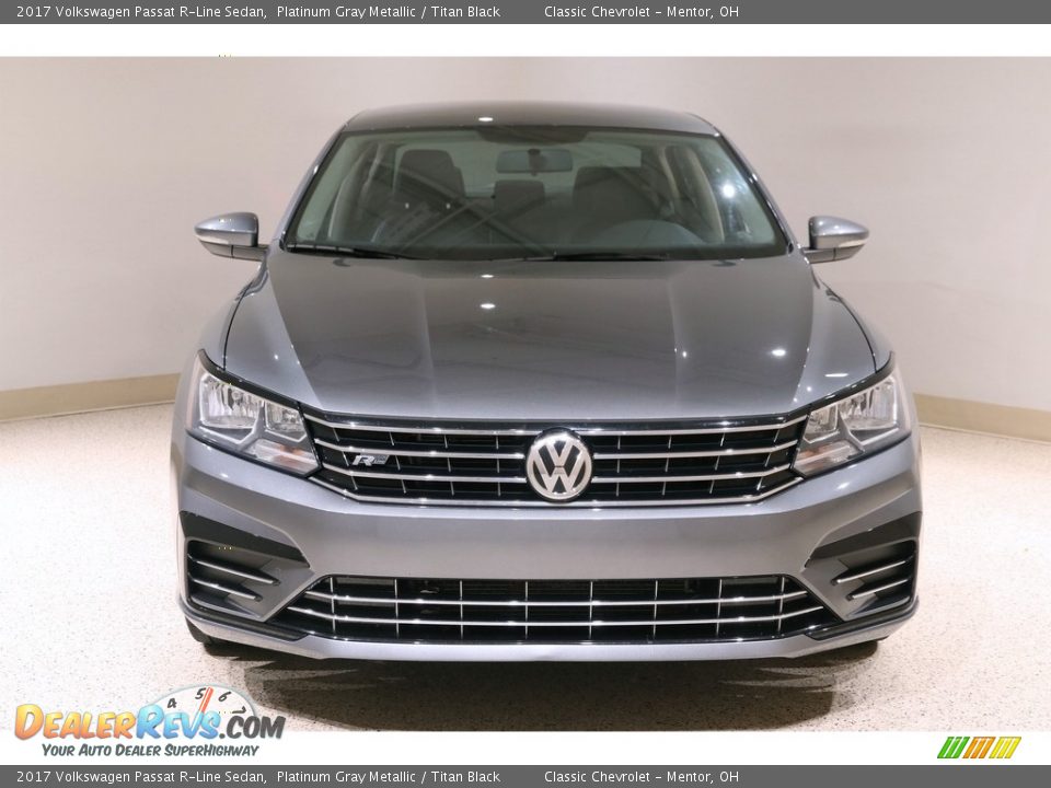 2017 Volkswagen Passat R-Line Sedan Platinum Gray Metallic / Titan Black Photo #2